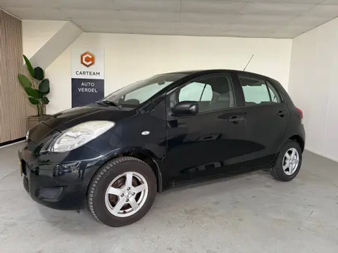 Toyota Yaris 1.0 VVTi Acces Lichtmetalen velgen, Nieuwe koppeling