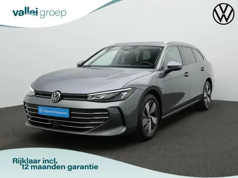 Volkswagen Passat Variant 1.5 eHybrid 204 pk Business | Trekhaak | Head-up display | Stuur-/stoelver