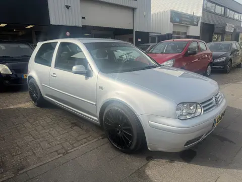Volkswagen Golf 1.8-20V Turbo Highline