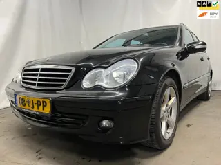 Mercedes-Benz C-klasse Combi 180 K. Avantgarde - Motorlamp - koppeling versleten - Schade