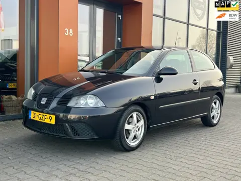 Seat Ibiza 1.4-16V|Airco|Cruise|Bekerhouder|APK 2027|Aux