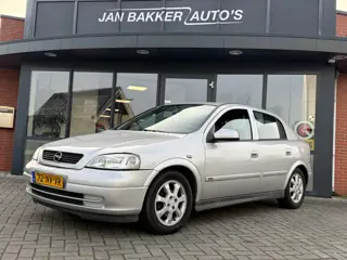Opel Astra 1.6 Njoy Rijdt perfect, voorruit stuk (bj 2004)