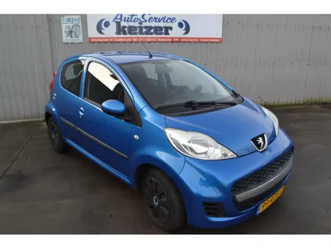 Peugeot 107 1.0-12V XS (bj 2011)