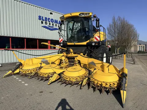New Holland FR500 Forager + FIE450 Mais Header