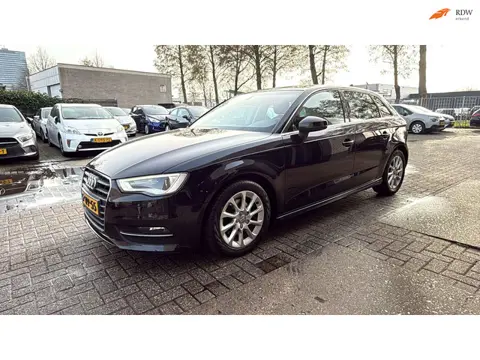 Audi A3 Sportback 1.6 TDI ultra Edition Navi Xenon