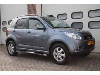 Daihatsu Terios 1.5-16v Exclusive * Automaat / 4X4 / Trekhaak *
