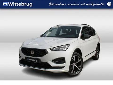 SEAT Tarraco 1.4 TSI e-Hybrid 245pk PHEV FR DSG Automaat / Panorama dak / Navigatie / LM 19 inch / L