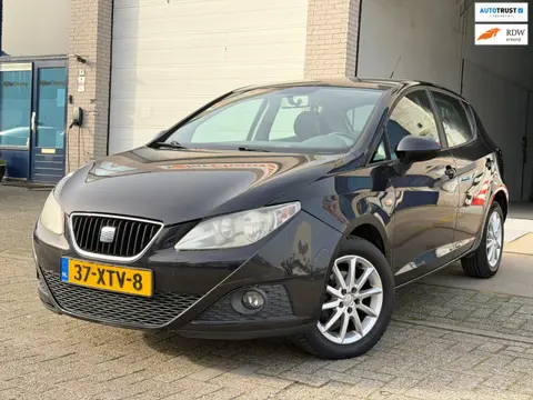 Seat Ibiza 1.4 Style/5drs/ 1jaar apk/ Clima/ Cruise/ airco.
