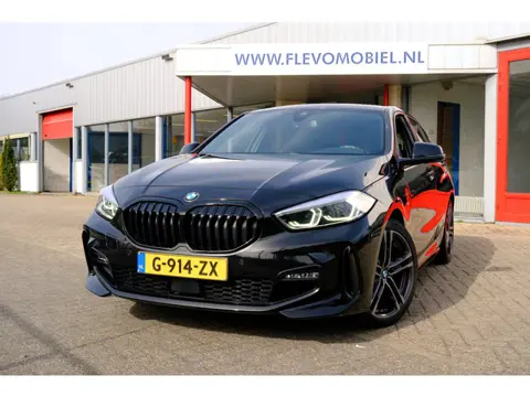 BMW 1-serie 118i M Sport Edition Aut. Pano|Sportstoelen|Navi|Clima|LMV