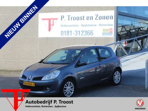 Renault Clio 1.2-16V Special Rip Curl MEENEEMPRIJS/HANDELSPRIJS/EXPORTPRIJS APK TOT 14-08-2026