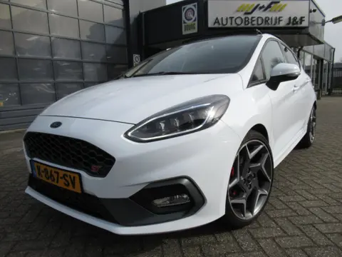 Ford Fiesta 1.5 EcoBoost ST-3 / Org. NL! / Recaro / PANO / NAV / Camera / Stoelverw.