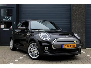 Mini Cooper SE Facelift | Business | Yours | Union Black | Vol in de opties | Enigmatic Black Metall