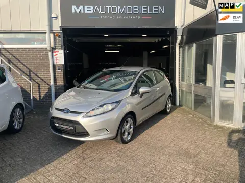 Ford Fiesta 1.25 Limited//APK/2e Eigenaar!/Airco/Trekhaak/131DKM/NAP!!