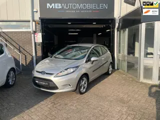 Ford Fiesta 1.25 Limited//APK/2e Eigenaar!/Airco/Trekhaak/131DKM/NAP!!