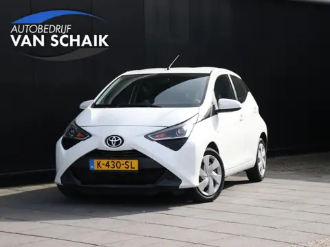 Toyota Aygo 1.0 VVT-i x-play | CAMERA | ELEK. SPIEGELS | BLEUTOOTH | CRUISE | AIRCO |