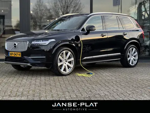 Volvo XC90 2.0 T8 TE AWD Inscription | Pano | Luchtvering | Trekhaak |