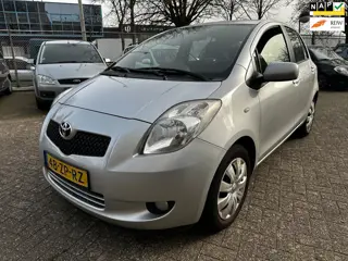 Toyota Yaris 1.3 VVTi Sol MMT, automaat, nap