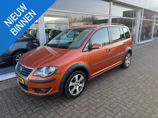Volkswagen Touran 1.4 TSI Cross | Airco | Cruise control | Elektrische ramen | Dakrails | APK tot 27