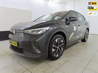 Volkswagen ID.4 Life 77 kWh+Led+warmtepomp+92%SOH stoel&stuur&vooraam-verw+Elek-trekhaak+ bereik 521