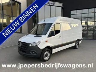 Mercedes-Benz Sprinter 317 CDI L2 H2 Pro LED / MBUX / Navigatie / Camera / Parkeersensoren / Cruise 