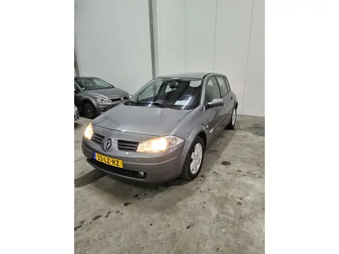 Renault Mégane 1.6-16V Expression Luxe | NIEUWE APK | INRUILKOOPJE