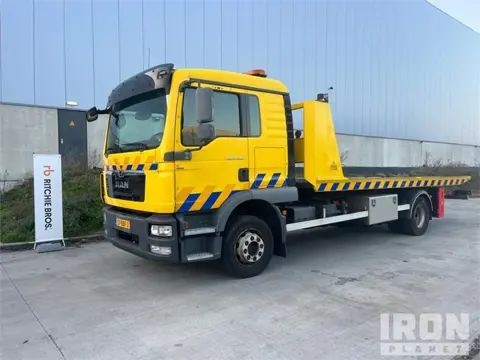 MAN TGM12.250 4x2 Rollback Truck (bj 2012)