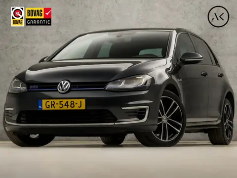 Volkswagen Golf 1.4 TSI GTE Sport 204Pk Automaat (APPLE CARPLAY, NAVIGATIE, CLIMATE, PARKEERSENSOREN