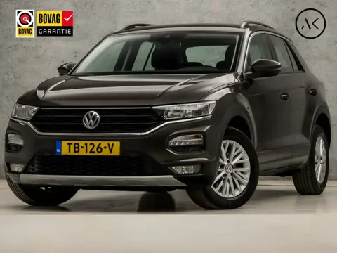 Volkswagen T-Roc 1.0 TSI Sport (APPLE CARPLAY, GROOT NAVI, ADAPTIVE CRUISE, PARKEERSENSOREN, SPORTST