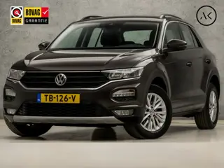 Volkswagen T-Roc 1.0 TSI Sport (APPLE CARPLAY, GROOT NAVI, ADAPTIVE CRUISE, PARKEERSENSOREN, SPORTST