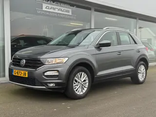 Volkswagen T-Roc 1.5 TSI Style Business automaat , afneembare trekhaak , Apple-carplay