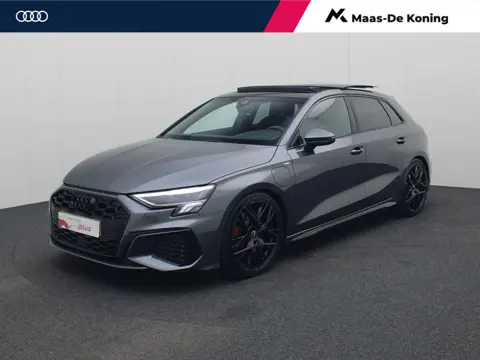 Audi A3 Sportback 45 TFSIe 180kW/245PK S edition Competition · Panoramadak · Dinamica/Kunstleder · D
