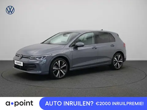 Volkswagen Golf Life Edition 1.5 eHybrid 204 PK | 18 "LM velgen | Stoel & Stuurverwarming | Camera |