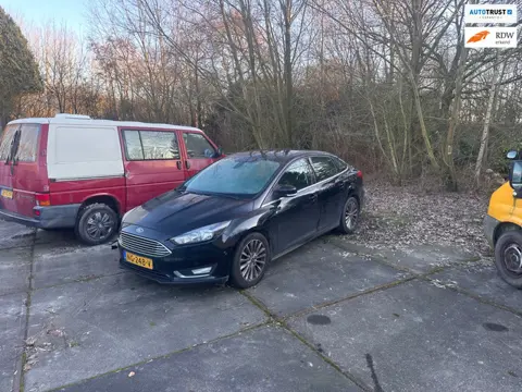 Ford Focus 1.0 Titanium DISTRUBITIE DEFECT START NIET