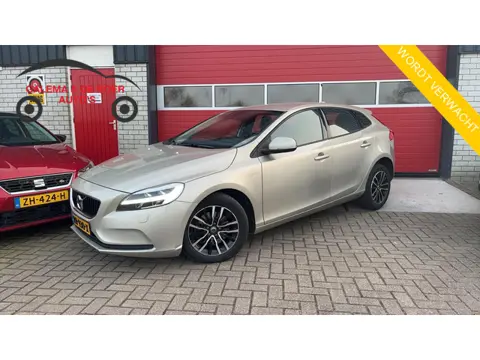 Volvo V40 2.0 T2 Nordic+ STANDKACHEL / STOELVERW / FULL LED / NAVI / CLIMA / PDC / BLUETOOTH / CRUIS