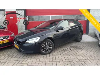 Volvo V40 2.0 T2 Nordic+ STANDKACHEL / STOELVERW / FULL LED / NAVI / CLIMA / PDC / BLUETOOTH / CRUIS