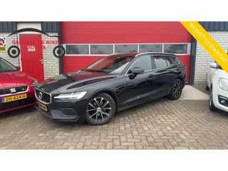 Volvo V60 2.0 D4 Momentum AUTOMAAT / TREKHAAK / FULL LED / STOELVERW / ACHTERBANK VERW / CARPLAY / N
