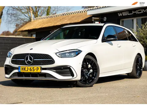 Mercedes-Benz C-klasse Estate 300 e Luxury Line i phev I Leder I Carplay I Digital Light I AMG I Dea