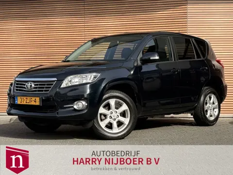 Toyota RAV4 2.0 VVTi Dynamic Navi / Camera / Clima / Trekhaak