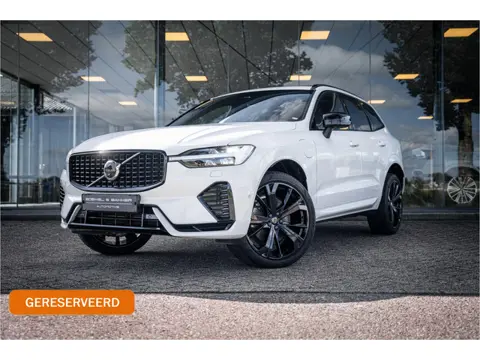 Volvo XC60 2.0 T6 Recharge AWD R-Design ** Luchtvering ** Panodak ** 360 HUD ** Trekhaak