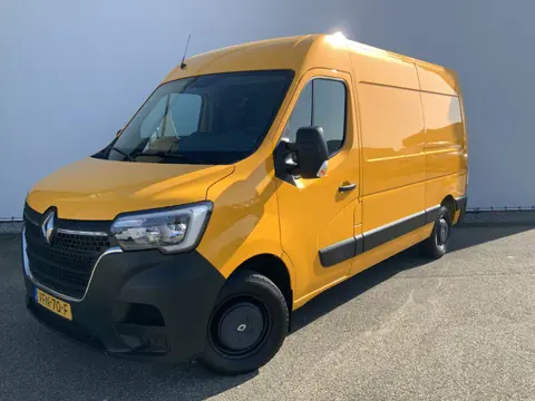 Renault Master T35 2.3 dCi 135 L2H2 Airco 3 Zits Trekhaak 2500 kg & Opstap Euro 6