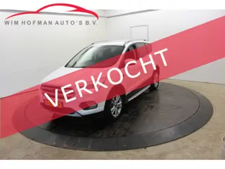 Ford Kuga 1.5 ST Line 159Pk Trekhaak Navi PDC Winterpack