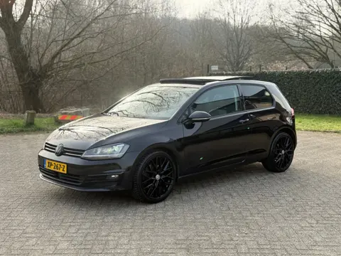 Volkswagen Golf 1.4 TSI ACT Highline PANO I MASSAGE I DYNAUDIO I VOLLE AUTO