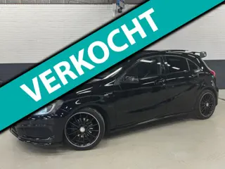 Mercedes-Benz A-klasse 200 AMG Automaat / Carplay / Pano / Stoelverwarming / Leder-alcantara