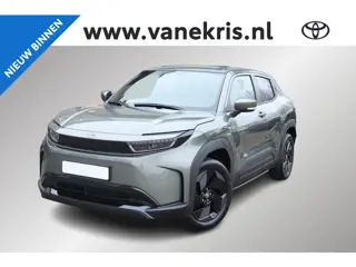 Toyota Urban Cruiser Dynamic 61 kWh, Nieuw en snel leverbaar met €1500 inruilpremie + 1.000,- Elektr