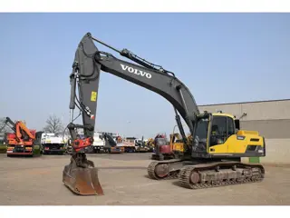 Volvo EC300 DNL (bj 2013)