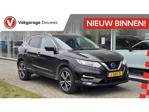 Nissan Qashqai 1.3 DIG-T N-Connecta | Pano | Carplay | 360° camera | PDC | Cruise