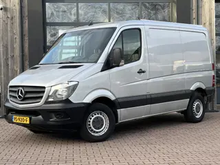 Mercedes-Benz Sprinter 210 2.2 CDI 325 L1H1 | Automaat | Airco | Trekhaak | Camera | Betimmering |