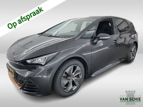 CUPRA Born Essential 62 kWh 1e-Eig. & Dealer-Onderh. BOVAG-Garantie. NL-Auto.