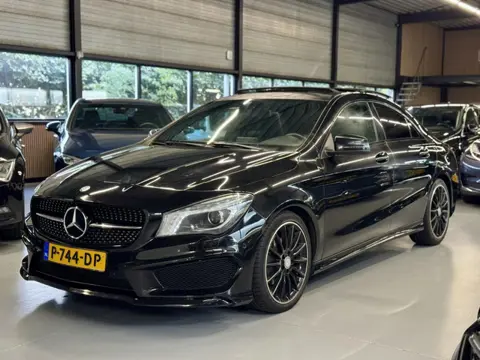 Mercedes-Benz CLA-klasse 180 Edition 1 Pano/Leder/AMG LINE