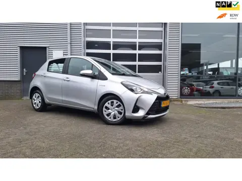 Toyota Yaris 1.5 Hybrid Aspiration/Navigatie/Cruise/Camera/